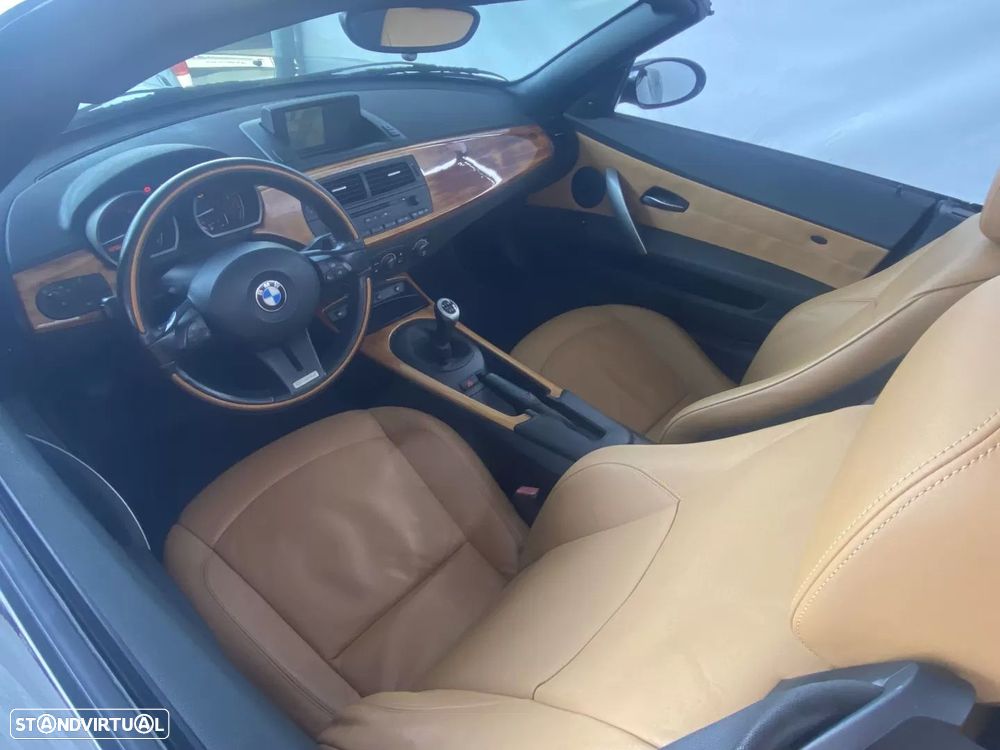 BMW Z4 2.5 - 8