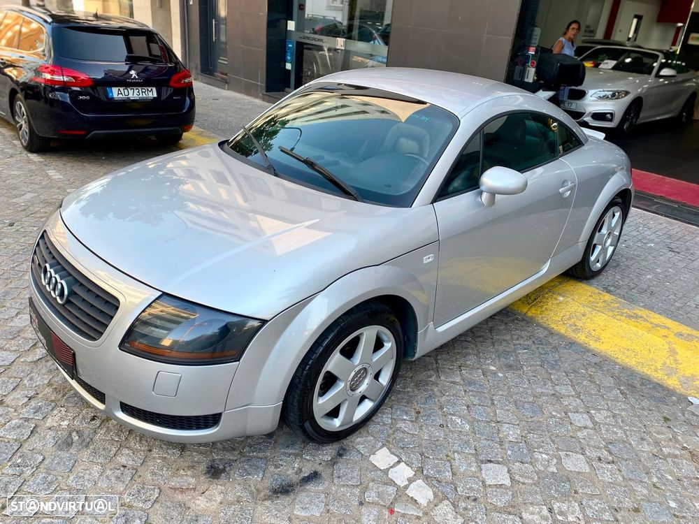 Audi TT Coupé 1.8 T quattro S-line - 2