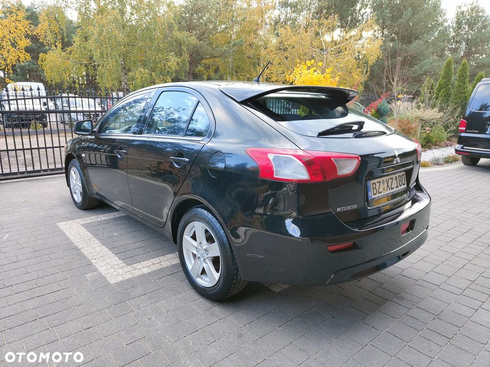 Mitsubishi Lancer 1.8 Intense - 15