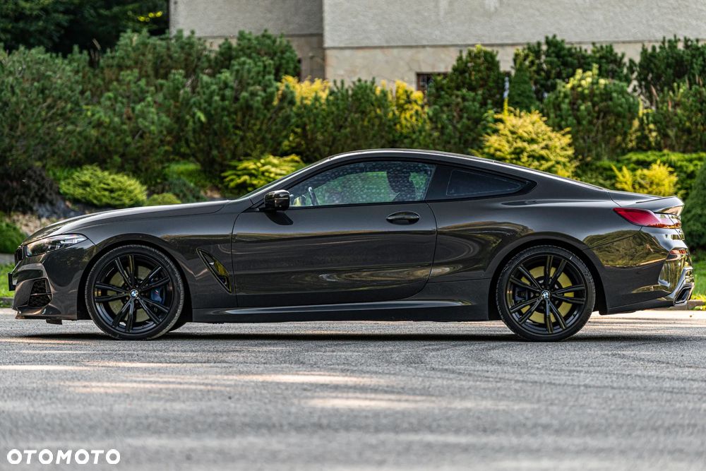 BMW Seria 8 - 16
