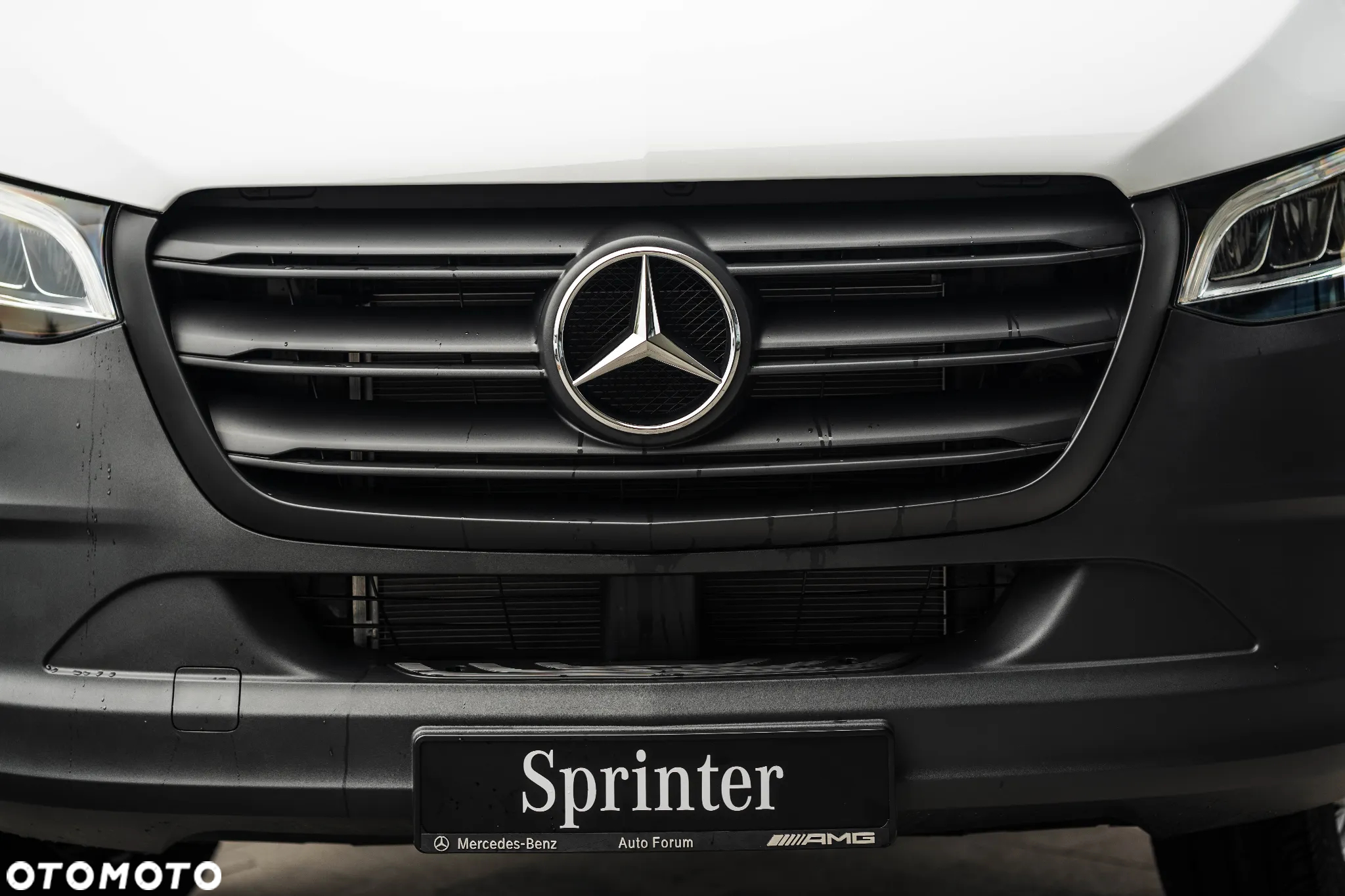 Mercedes-Benz Sprinter - 9