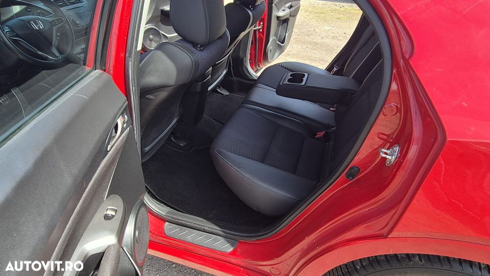 Honda Civic 1.8i-VTEC Sport - 8