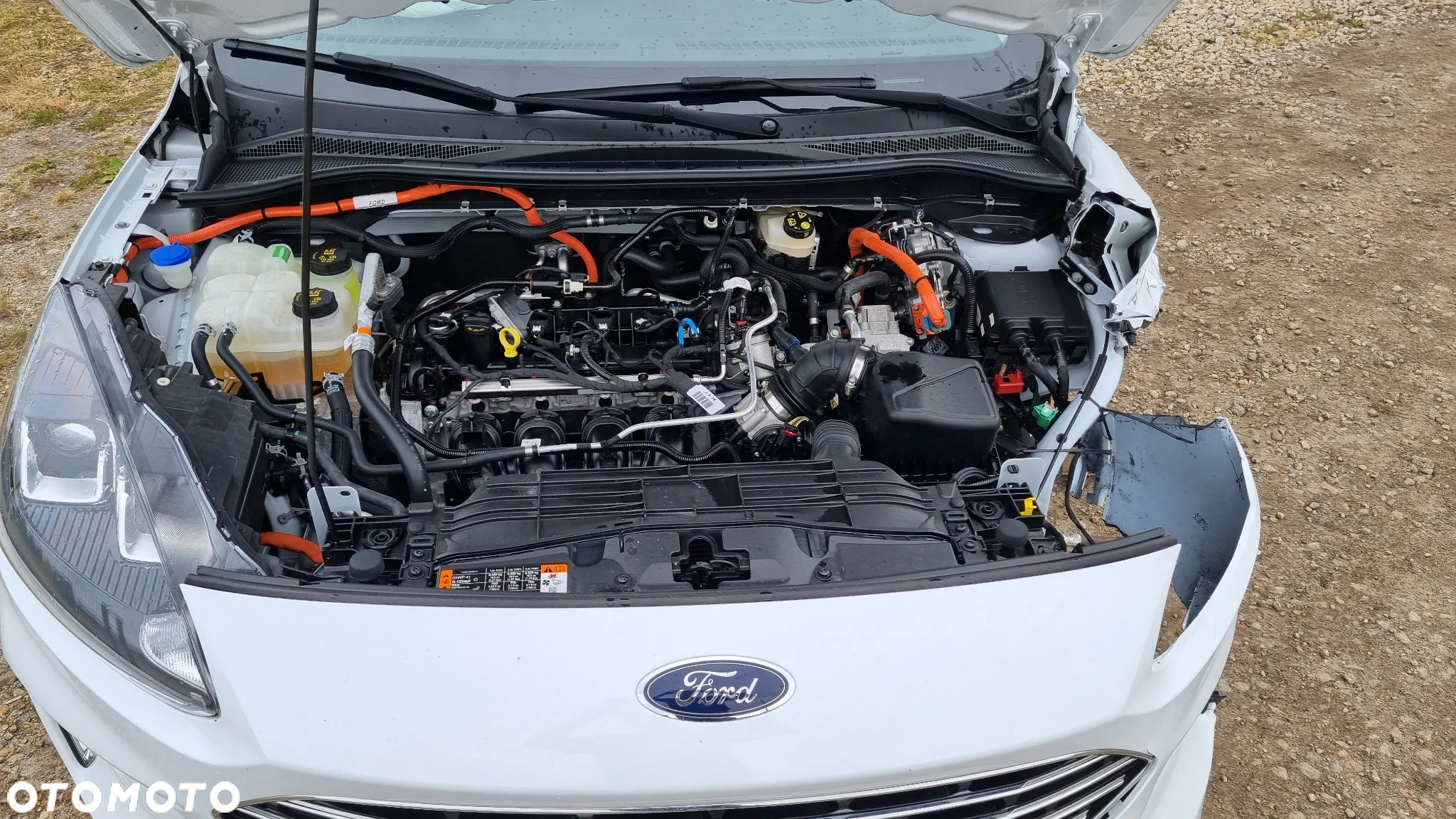 Ford Kuga 2.5 FHEV AWD Graphite Tech Edition e-CVT - 35