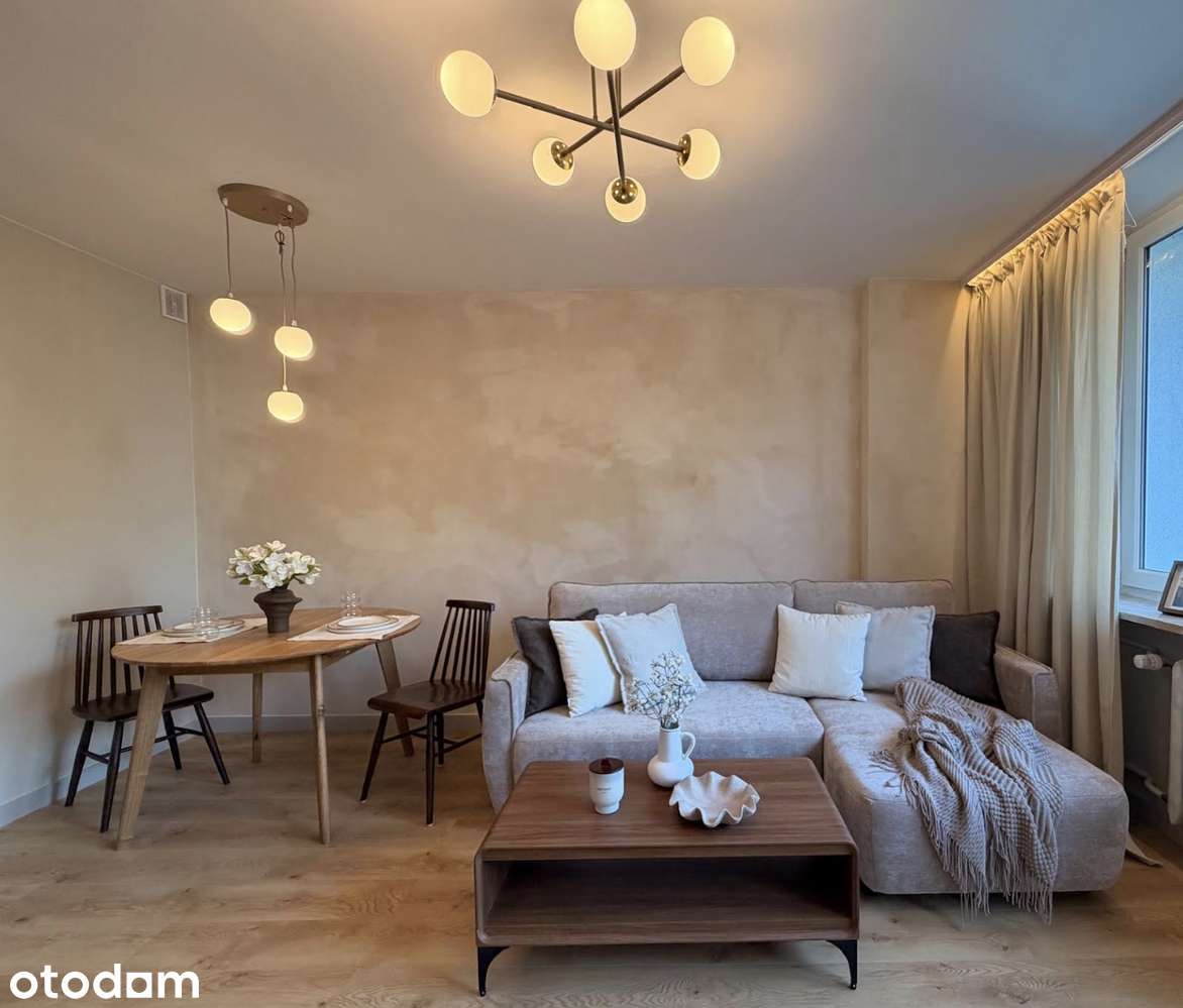 Wyjątkowa kawalerka z garderoba i balkonem na Saskiej Kępie 29m2