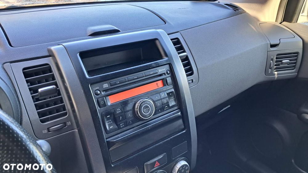 Nissan X-Trail 2.0 dCi LE - 14