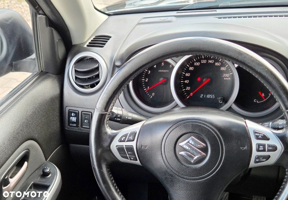 Suzuki Grand Vitara - 10