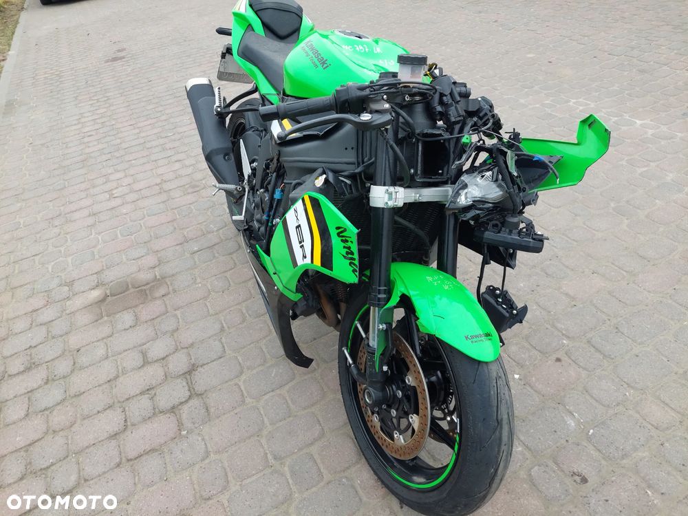 Kawasaki ZX - 8