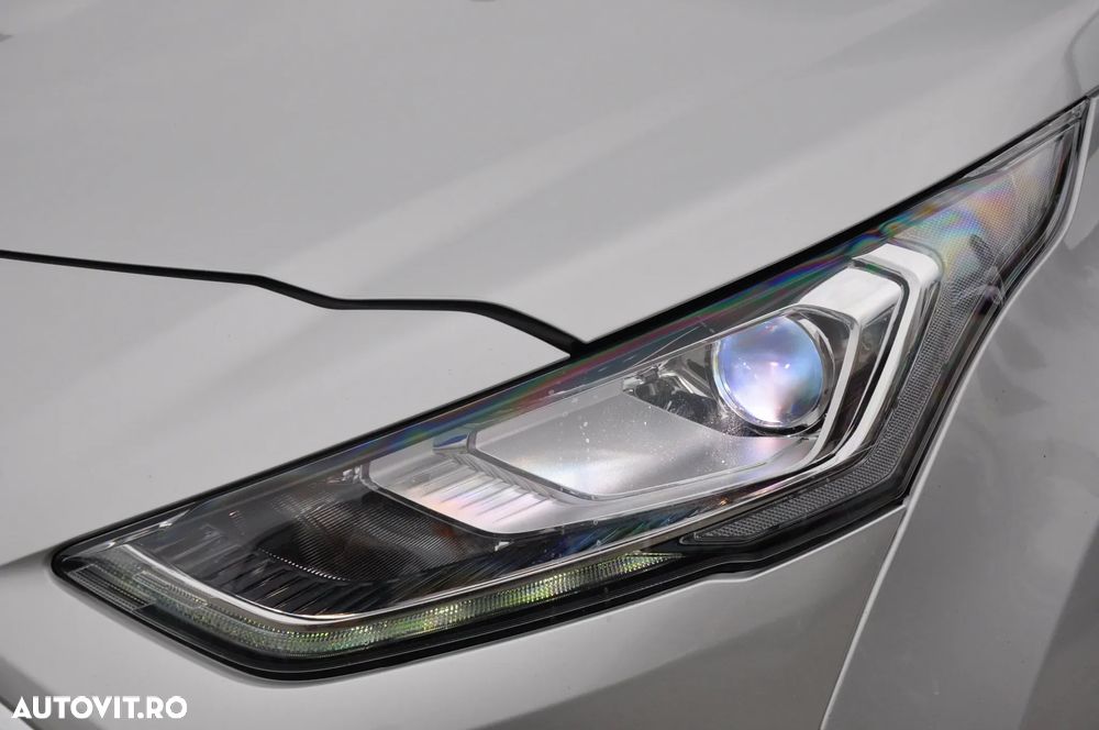 Ford Tourneo Connect L2H1 5 Locuri - 26