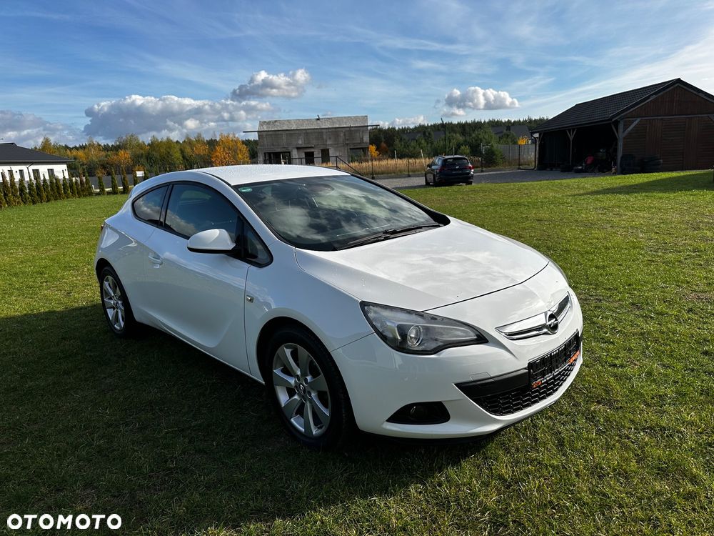 Opel Astra IV GTC 1.6 T Active - 11