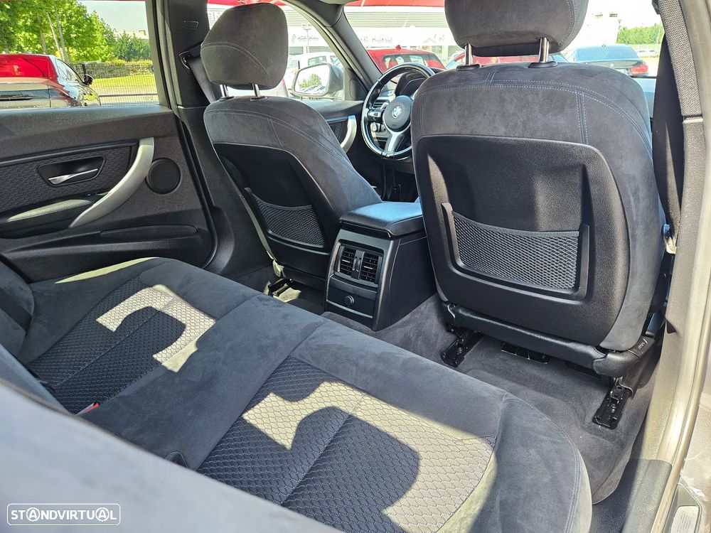 BMW 320 d Auto Pack M - 23
