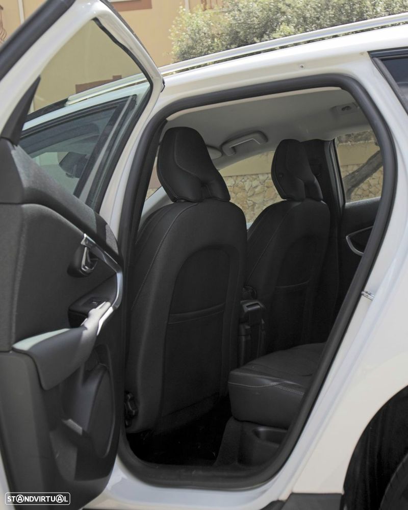 Volvo V40 1.6 D2 Momentum - 8