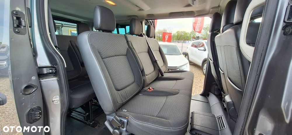Opel Vivaro - 19
