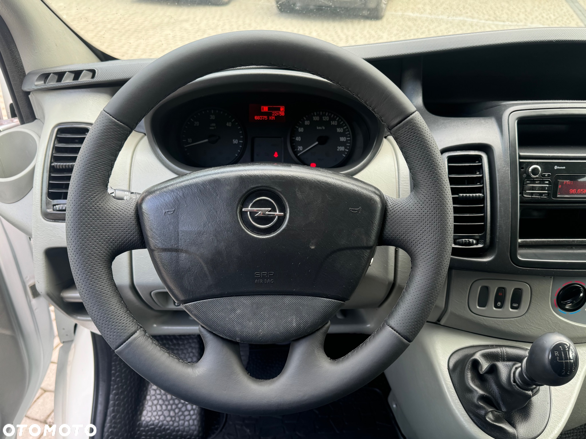 Opel Vivaro - 21