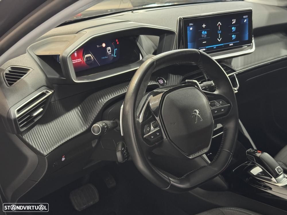 Peugeot 208 1.2 PureTech Allure EAT8 - 25