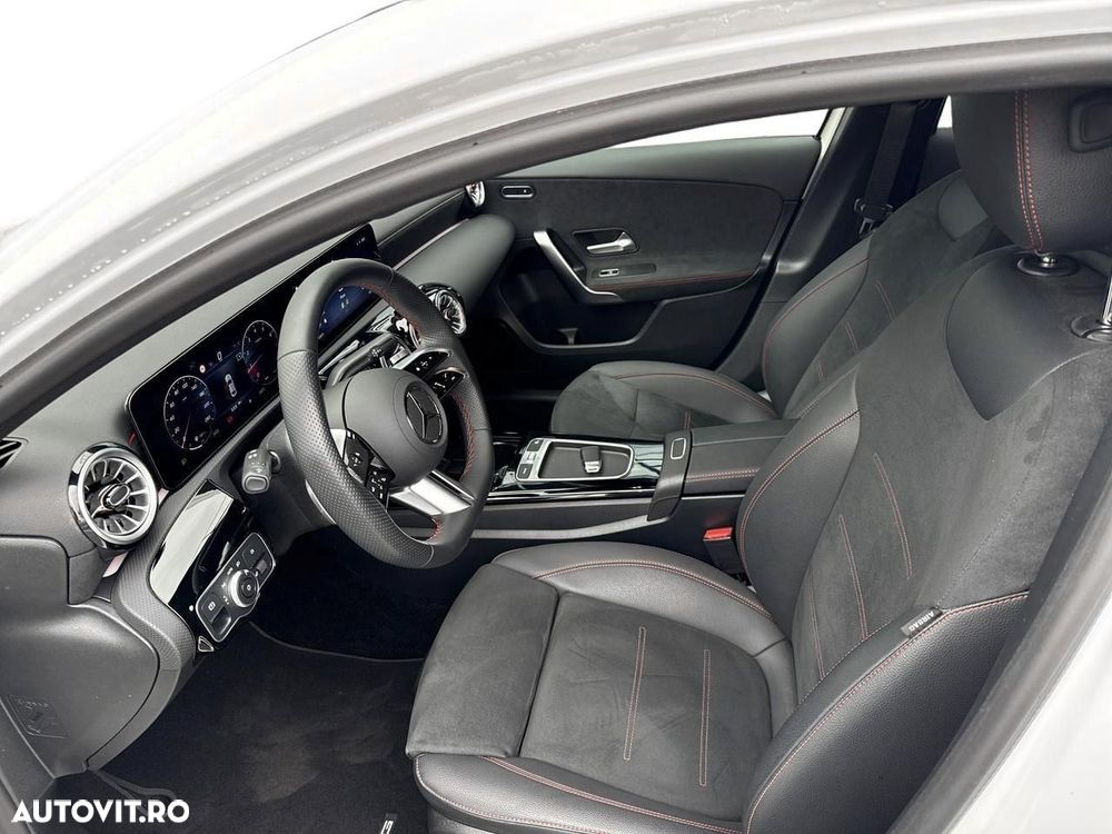 Mercedes-Benz A 220 - 13