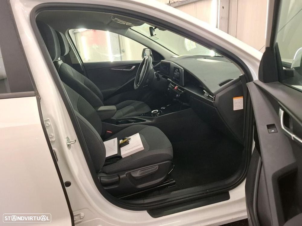 Kia Niro EV 64kWh Tech - 9