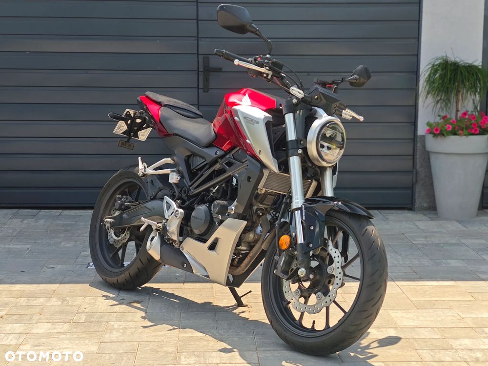 Honda CB - 1