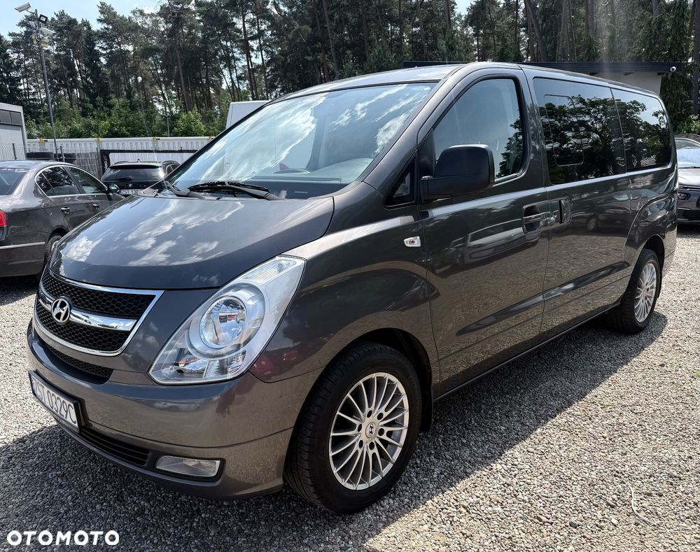 Hyundai H-1 Starex - 2