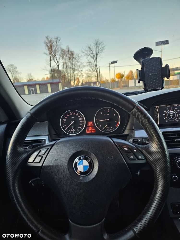 BMW Seria 5 520d Touring Edition Lifestyle - 29