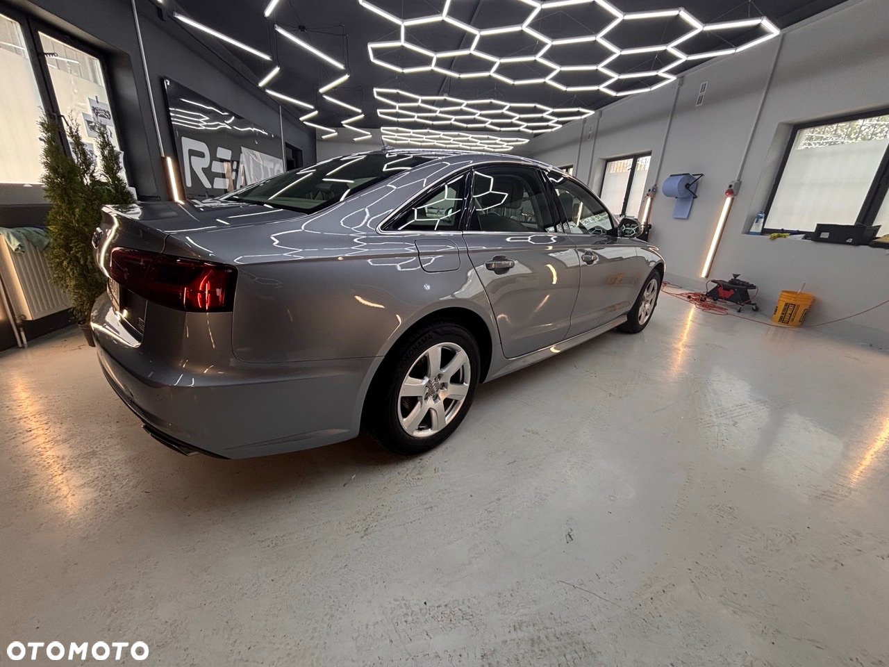 Audi A6 2.0 TDI ultra S tronic - 3