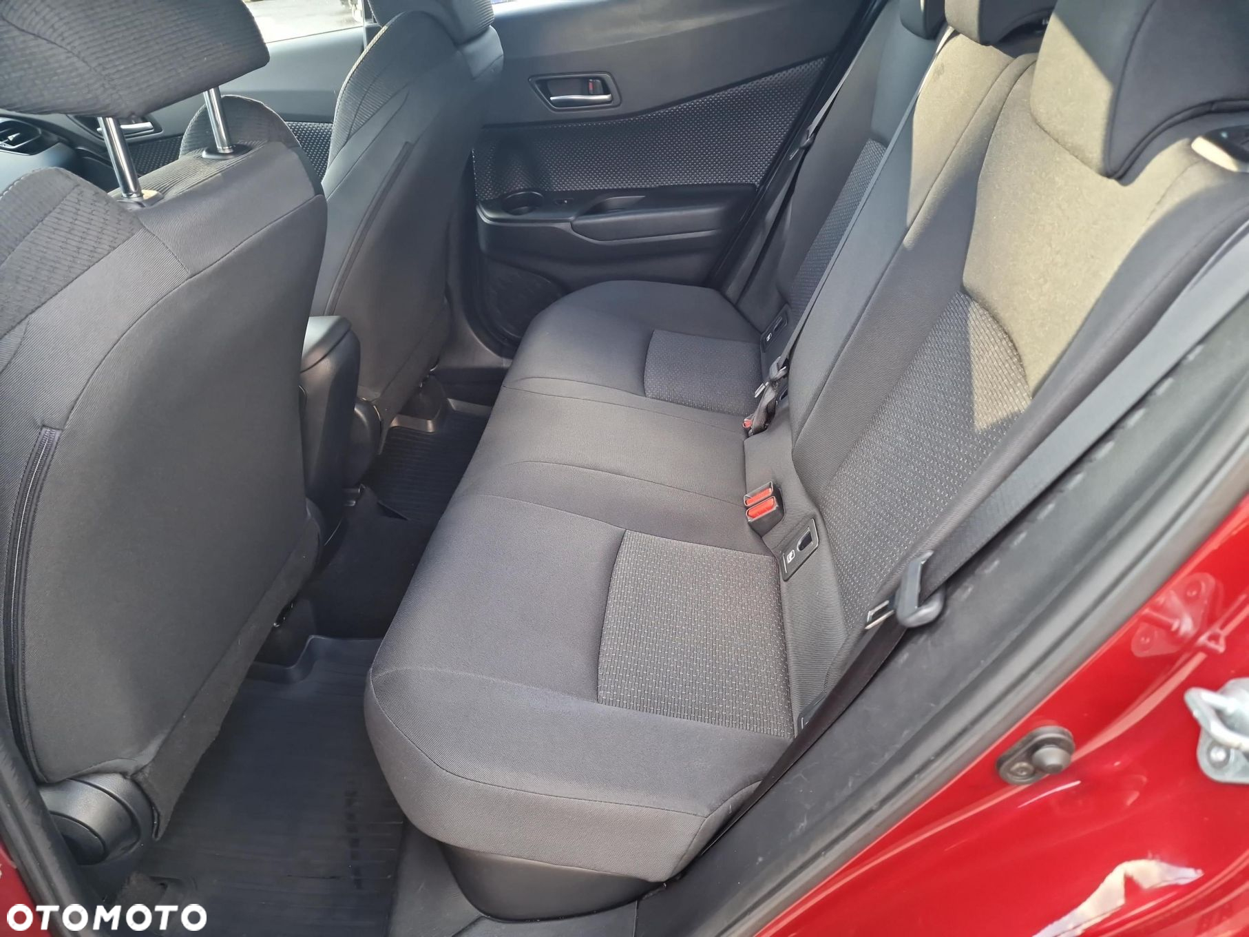 Toyota C-HR 1.8 Hybrid Premium - 13