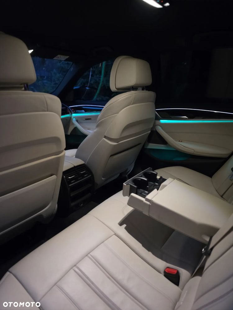 BMW Seria 5 540d xDrive M Sport sport - 12