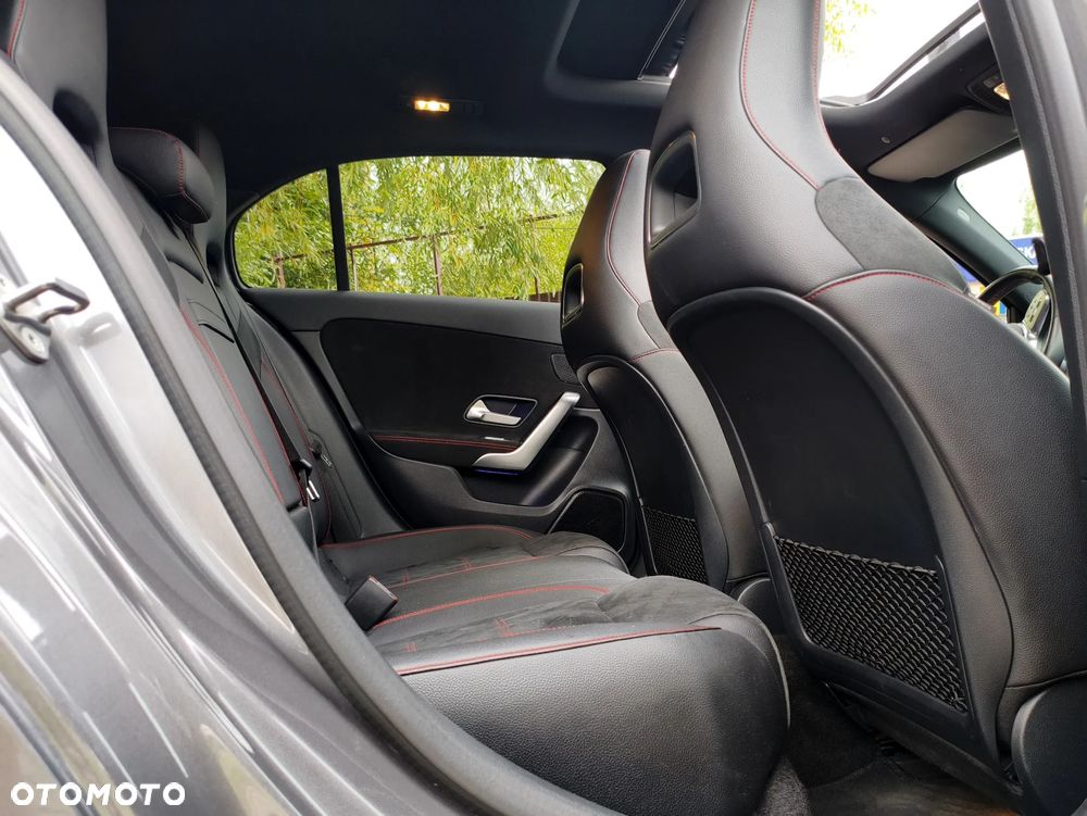 Mercedes-Benz Klasa A 180 d 7G-DCT AMG Line - 35