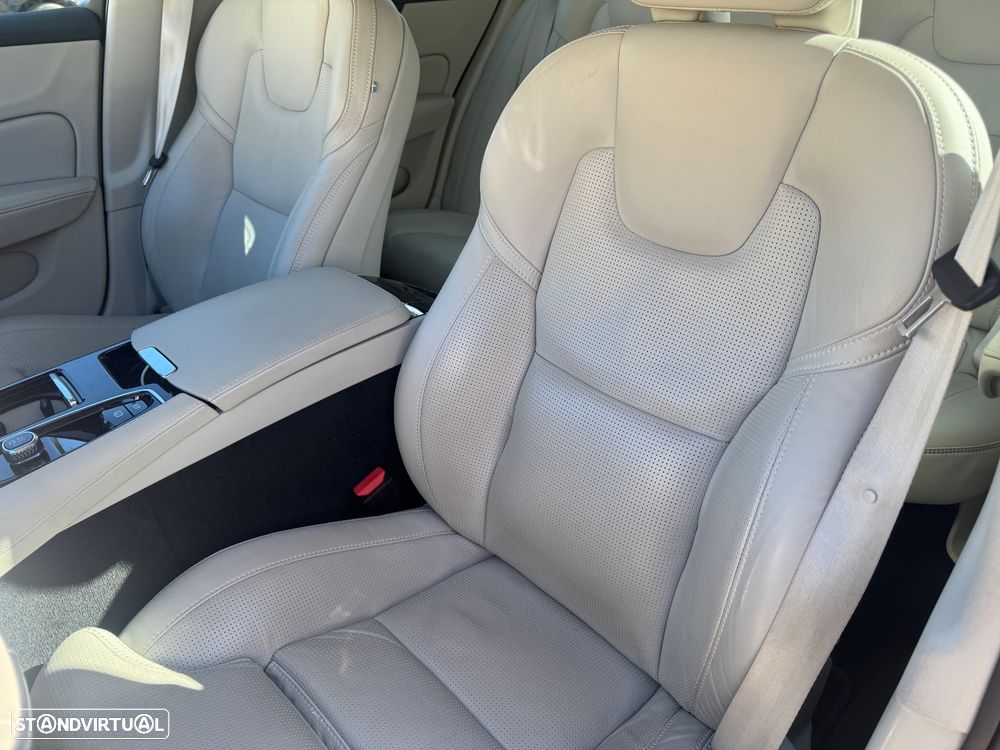 Volvo V60 2.0 T6 AWD TE Plus Dark - 6