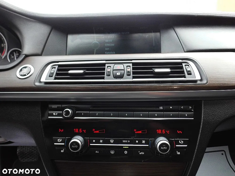 BMW Seria 7 730d - 24