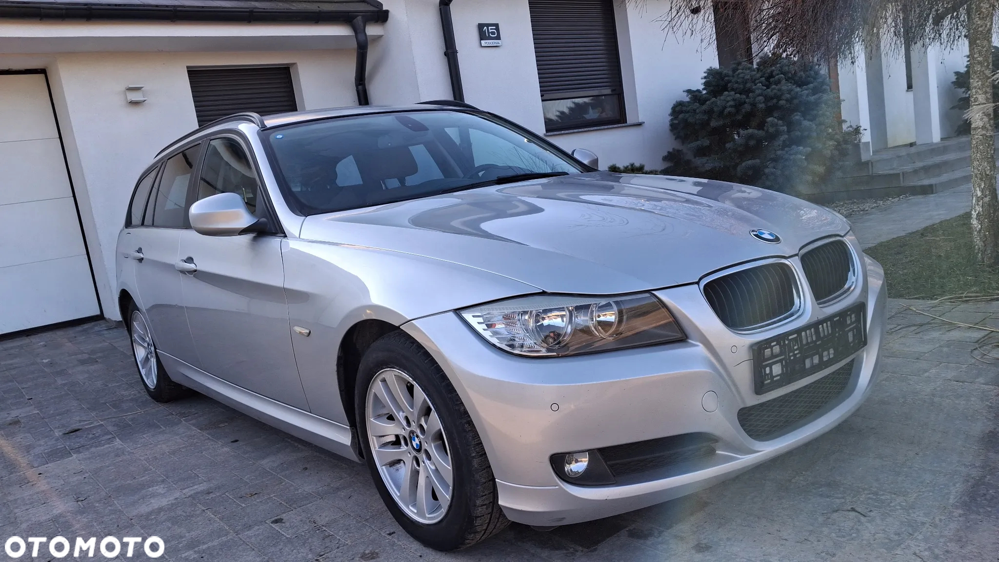BMW Seria 3 318d - 14