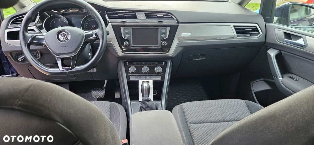 Volkswagen Touran 2.0 TDI BMT Comfortline DSG - 22