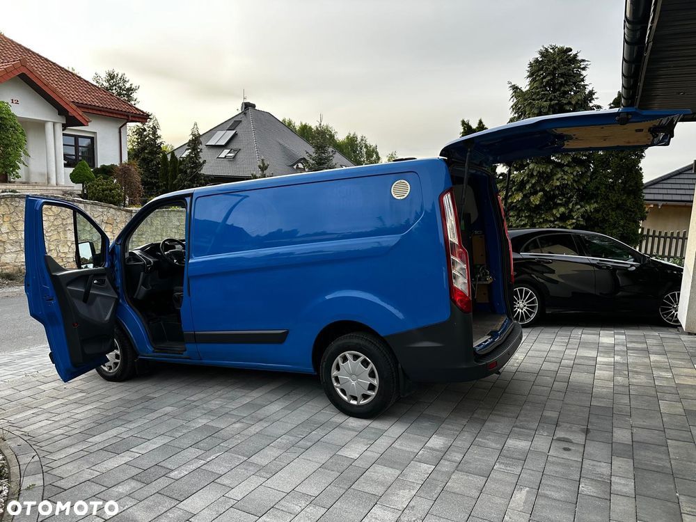 Ford TRANSIT CUSTOM - 4