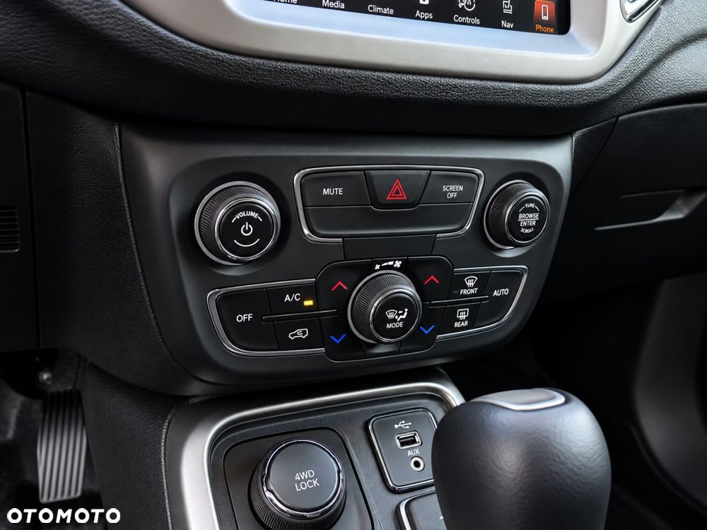 Jeep Compass - 21
