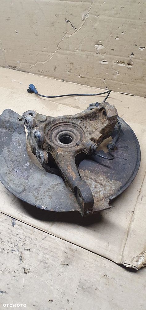 Zwrotnica piasta prawy przód przednia prawa Citroen C5 III 2.0 HDI - 7