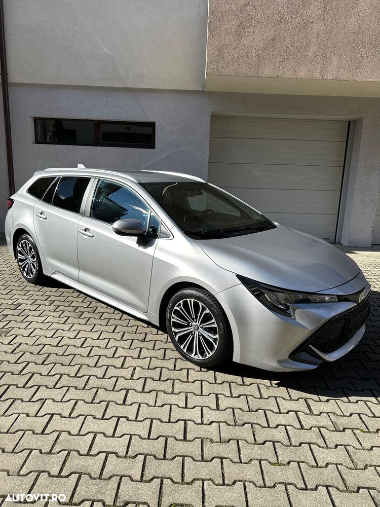 Toyota Corolla 1.8 HSD Dynamic - 9