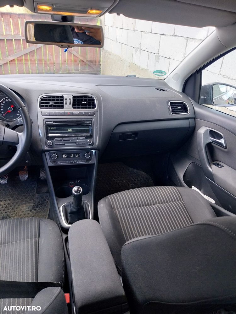 Volkswagen Polo 1.6 TDI Blue Motion Technology MATCH - 4