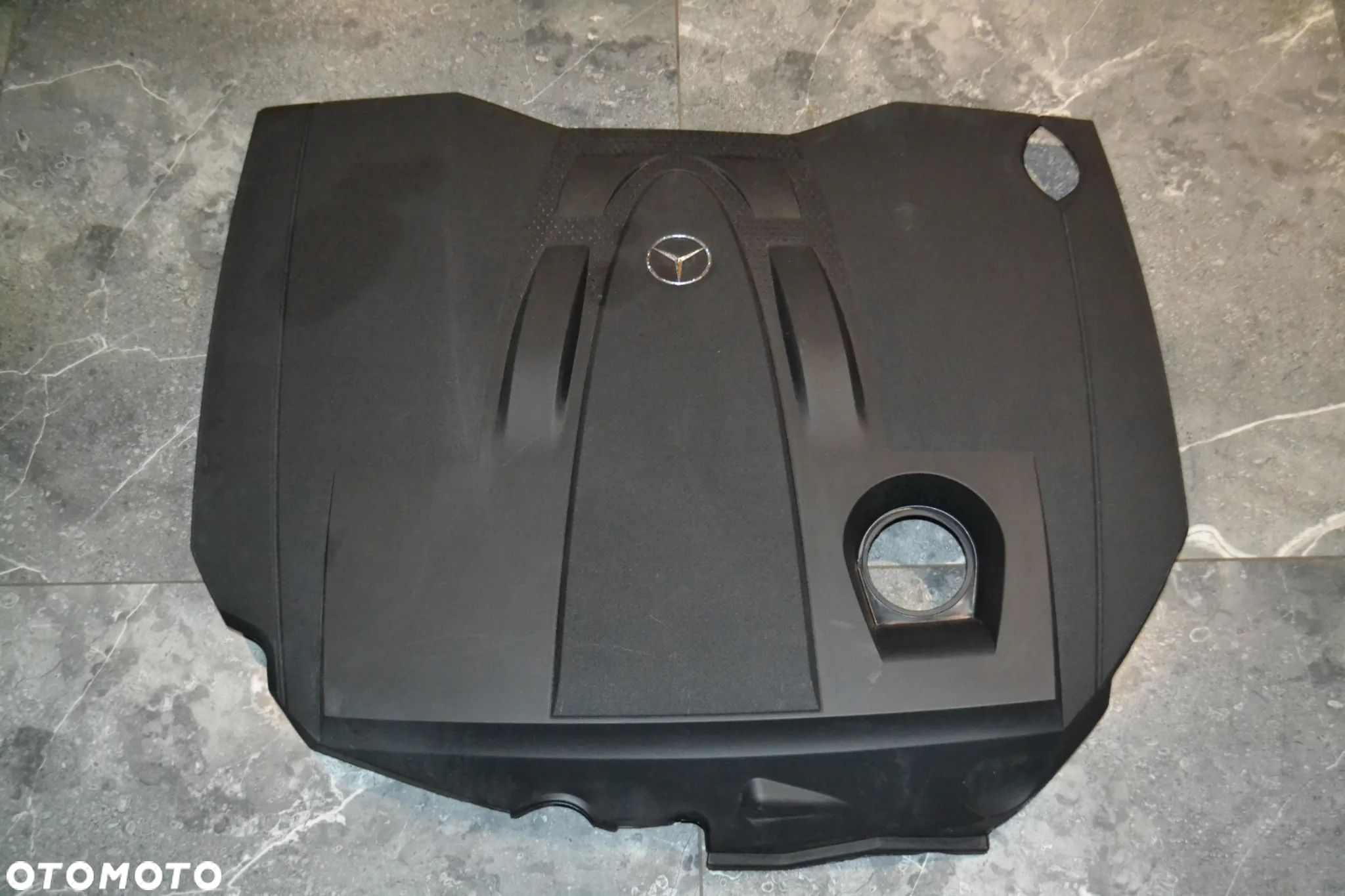 MERCEDES W204 2,2 CDI OSŁONA GÓRNA SILNIKA 6460101167 ORYGINAŁ - 1