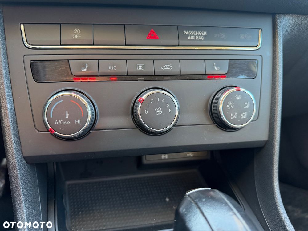 Seat Leon Sportstourer 1.6 TDI Start&Stop DSG Style - 19