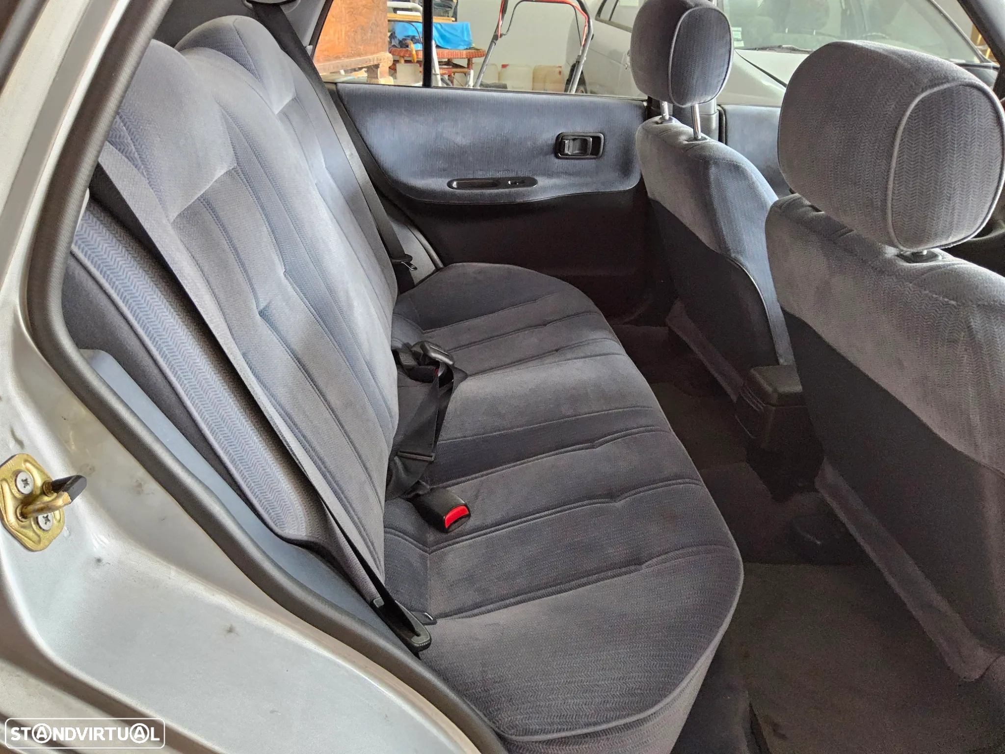Nissan Sunny Sedan 1.4 SLX - 6