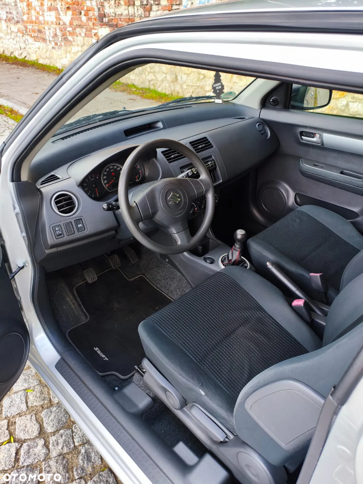 Suzuki Swift 1.3 GC (klm) - 12