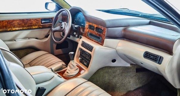 Aston Martin Virage - 8
