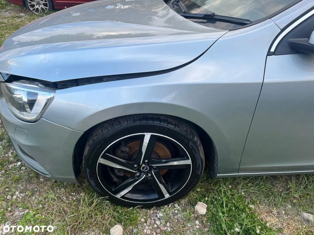blotnik 477 przod lewy volvo s60 v60 lift 13-17 - 1