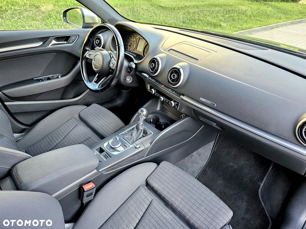 Audi A3 Sportback - 22