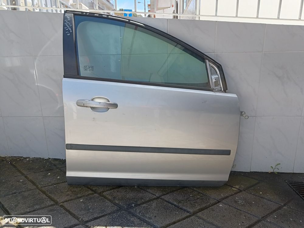 porta frente / trás direita Ford focus 2005 / 2006 - 1
