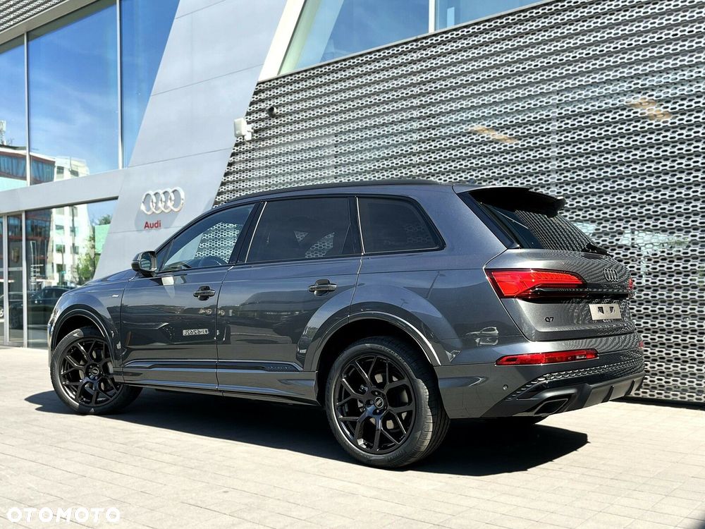 Audi Q7 - 4