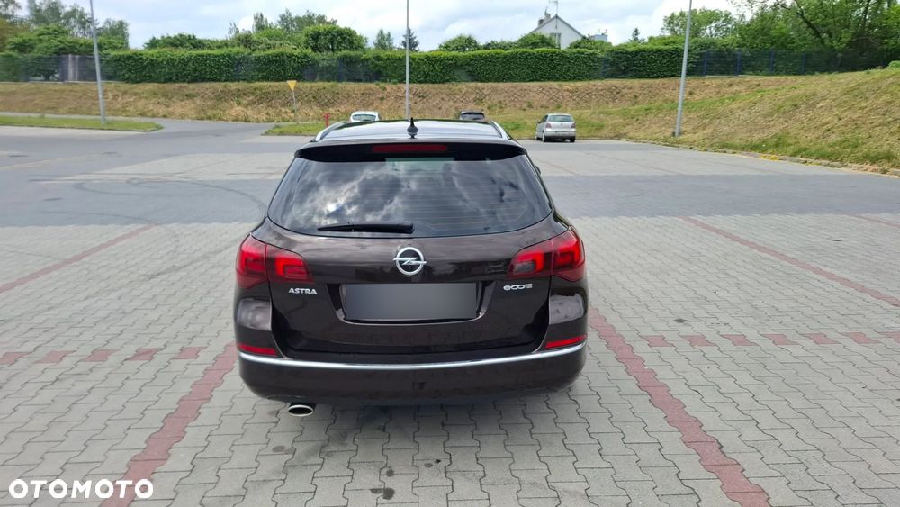 Opel Astra 1.4 Turbo Exklusiv - 5