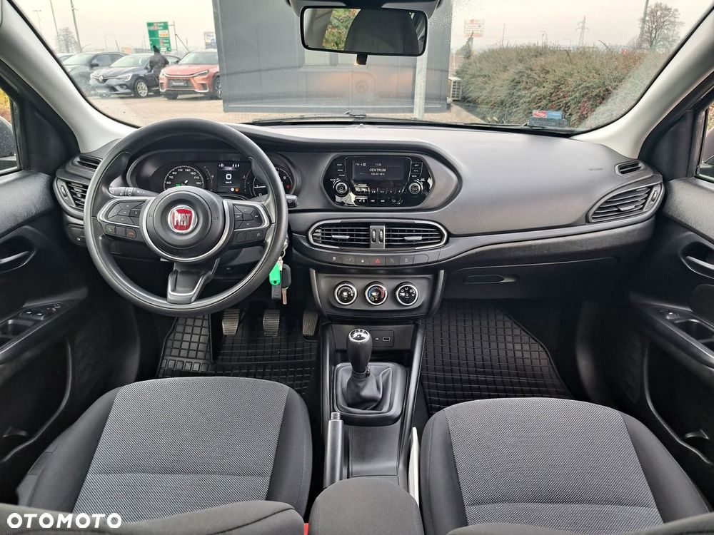 Fiat Tipo 1.0 T3 - 9