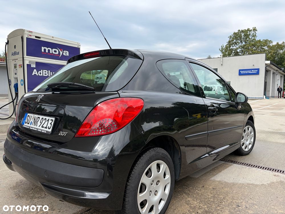 Peugeot 207 1.4 16V Trendy - 2