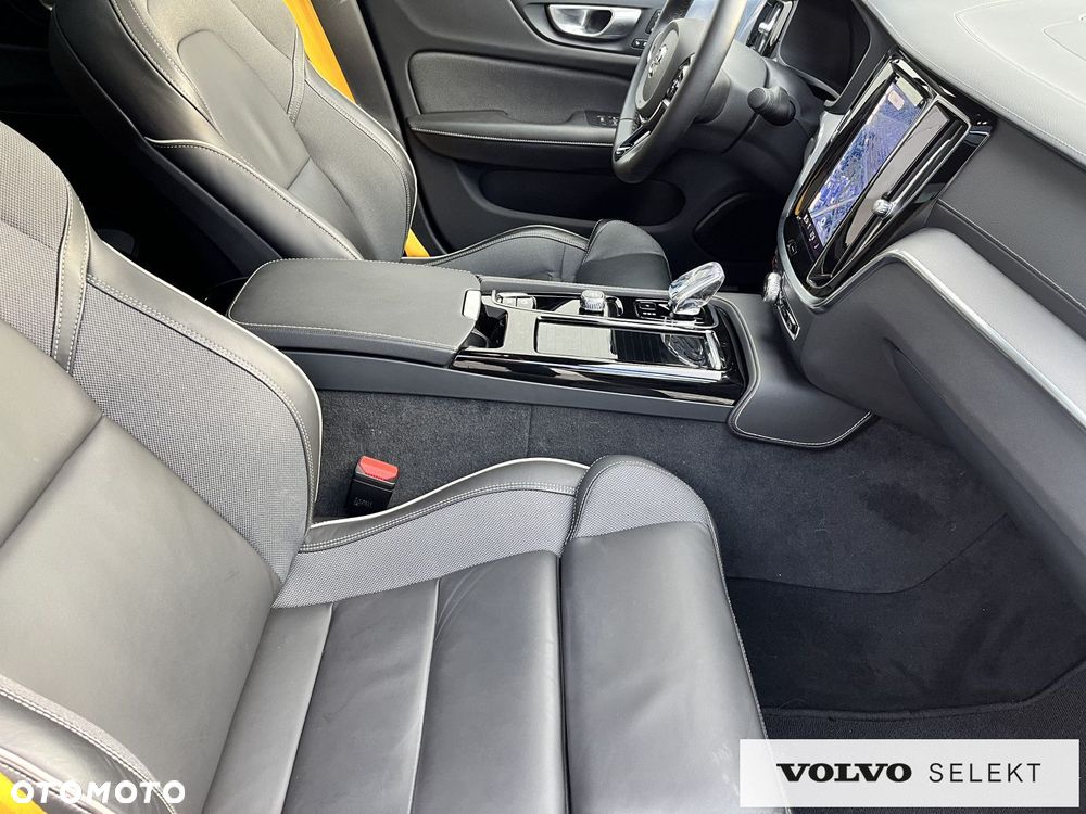 Volvo S60 - 35