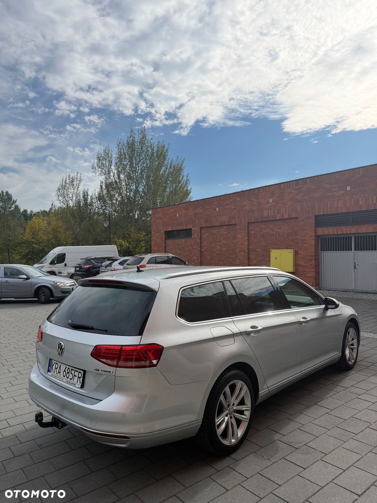 Volkswagen Passat 1.6 TDI (BlueMotion Technology) Comfortline - 17